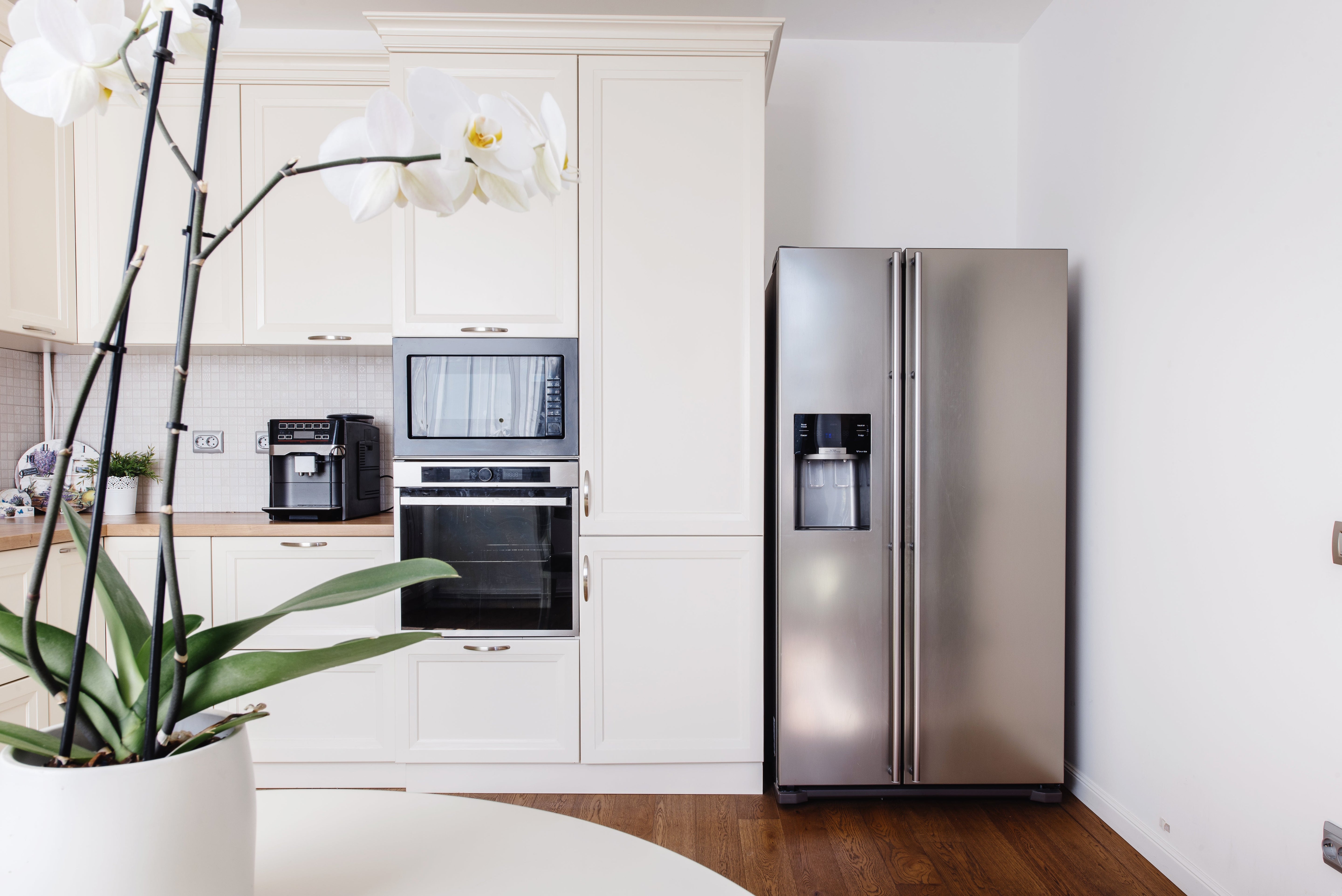 How to Select the Perfect Kitchen Refrigerator