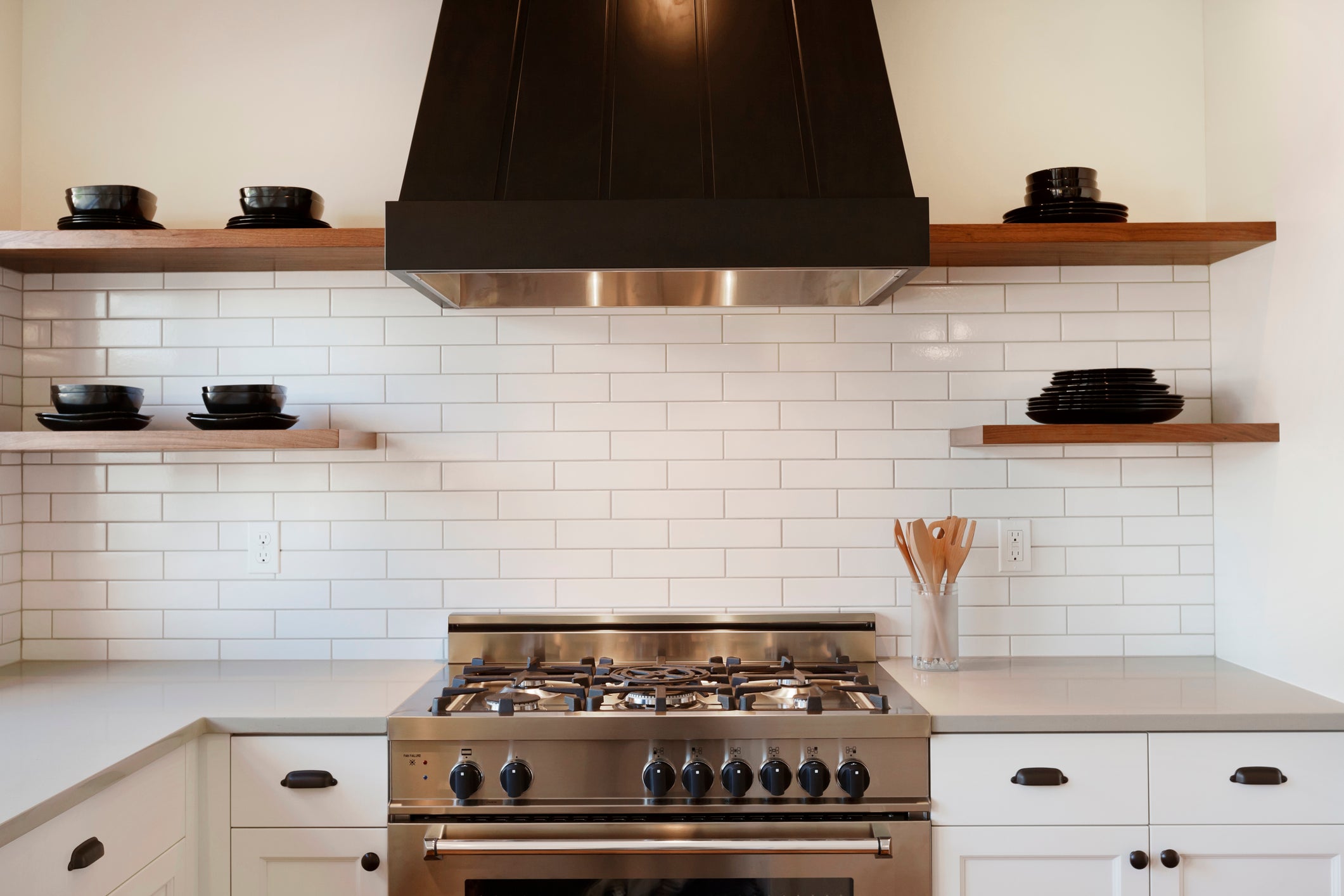 Should You Buy a Professional Range for Home Use?