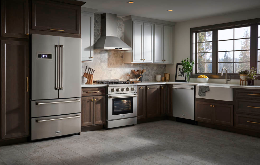 8 Sleek Wall Mounted Range Hood Features